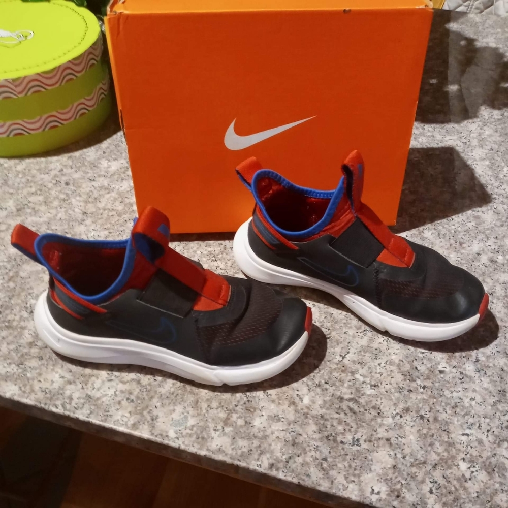 Boys Nike